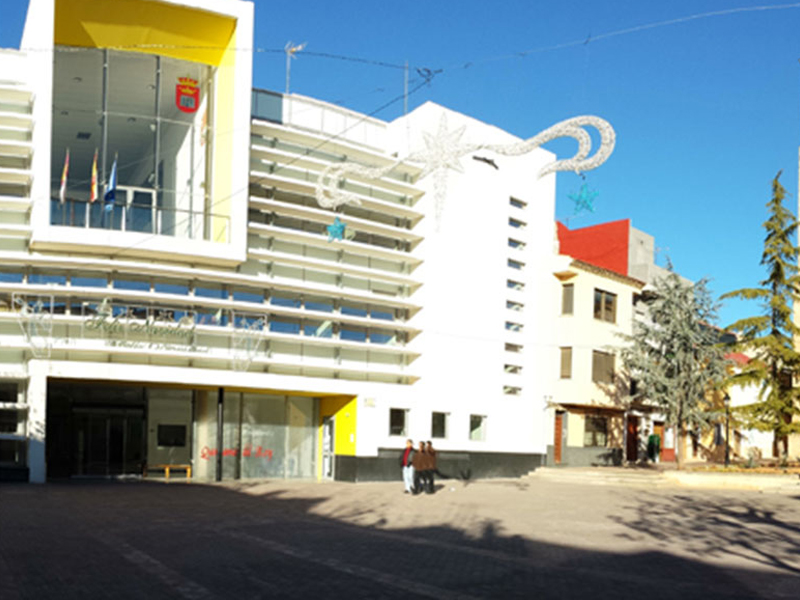 Sale a licitación la primera fase de la actuación en el Colegio Público Valdemembra de Quintanar del Rey - imagen 1