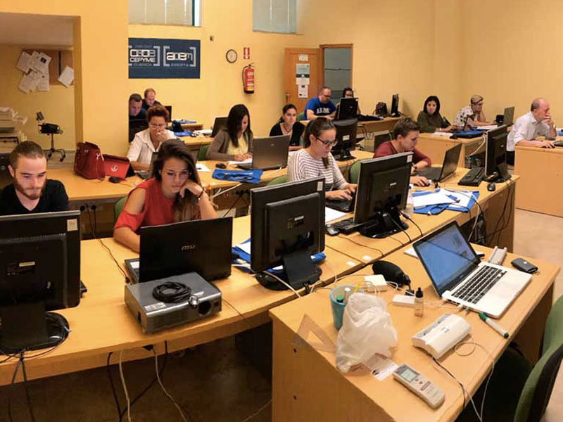 Iniesta acoge un curso de producción y edición de video en las redes sociales - imagen 1