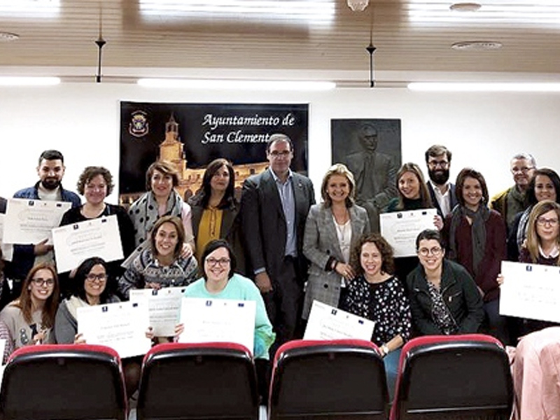Clausura en San Clemente del programa de mejora de la competitividad del comercio tradicional - imagen 1