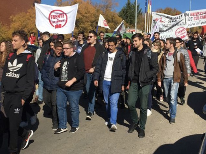 Los estudiantes de la UCLM se movilizan para exigir más financiación - imagen 1