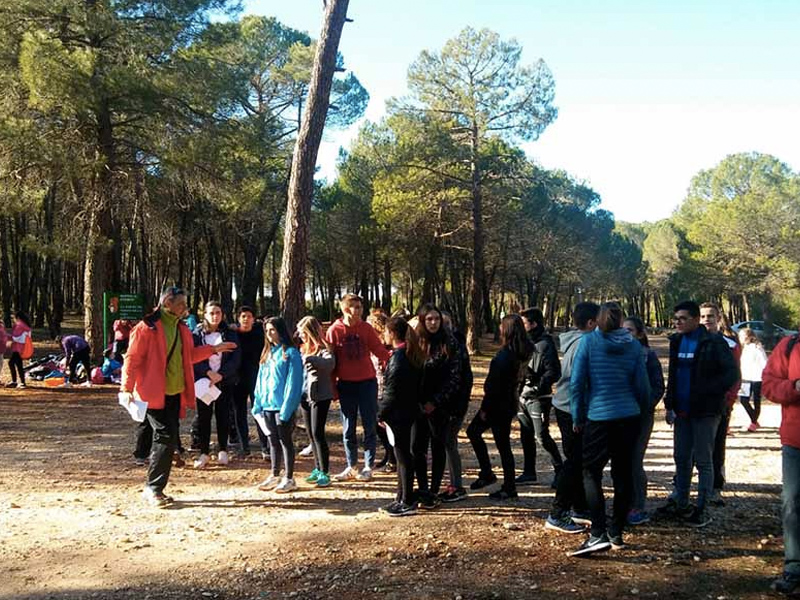 250 alumnos de Sisante, La Jara y Motilla participan en una jornada de Orientación Intercentros - imagen 1