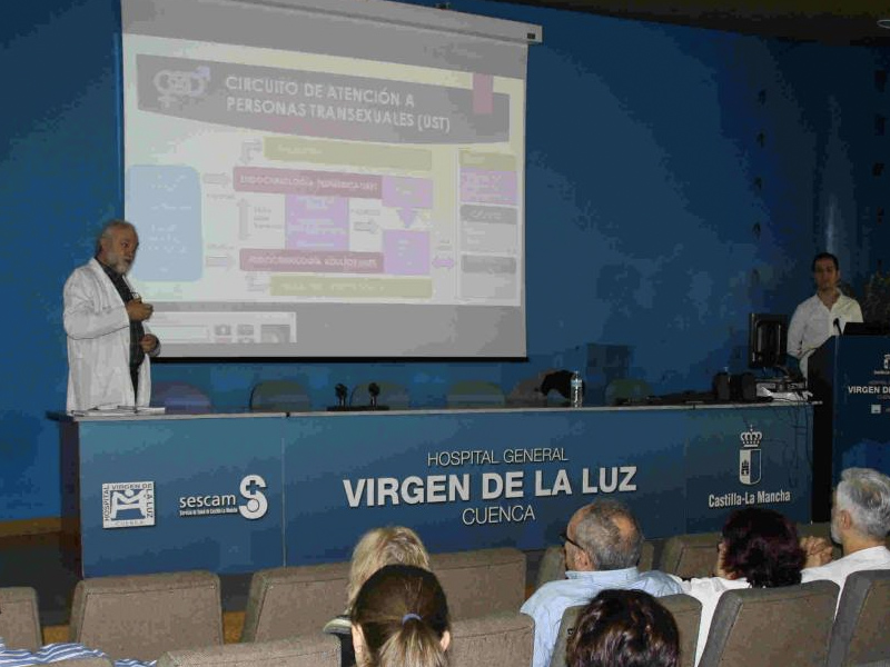 A los 16 años puede iniciarse el tratamiento hormonal para transexuales - imagen 1