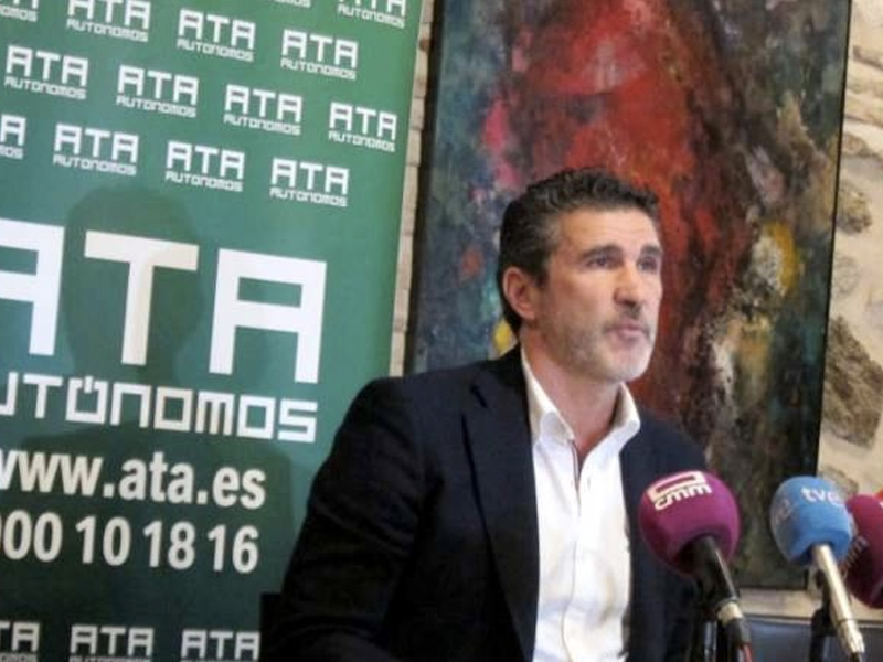 Los autónomos de CLM estiman que podrían realizar 45.000 contrataciones en 2018 - imagen 1