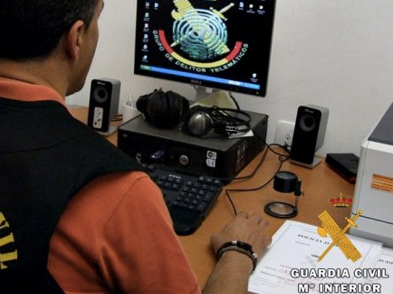 Una historia con unas fotos de carácter sexual termina con dos detenidos en Villarrobledo - imagen 1