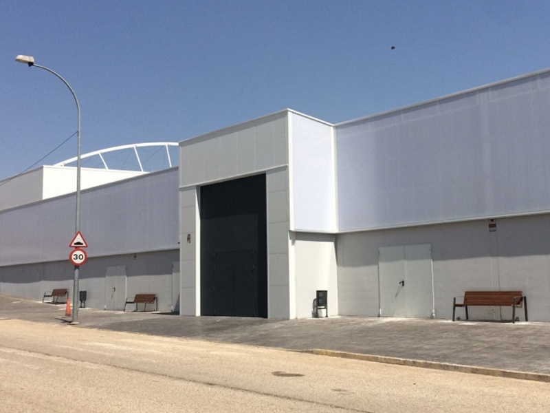 El Salón Multiusos de Motilla tendrá un coste de 790 euros/día para las empresas o personas jurídicas con fines lucrativos - imagen 1