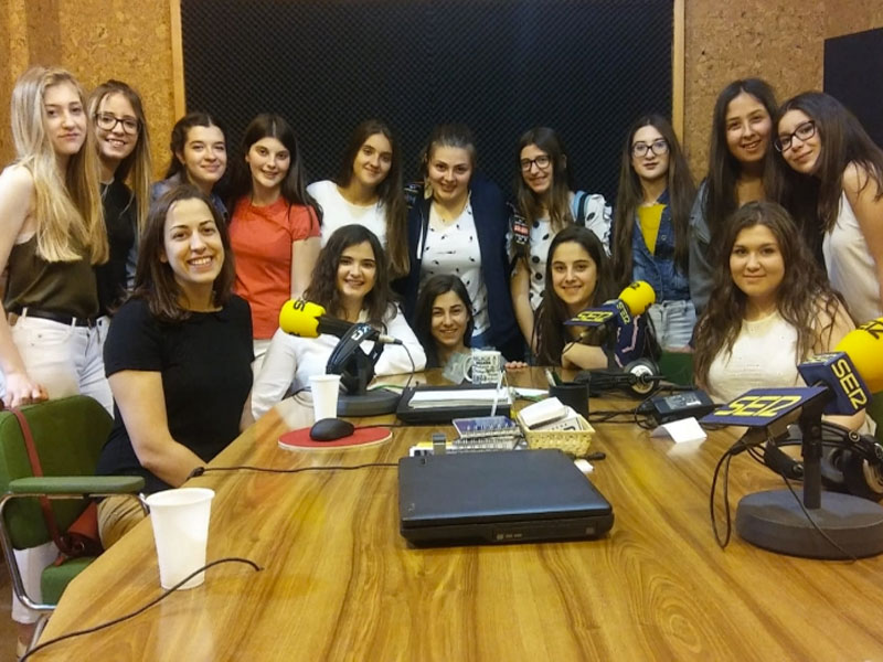 "1000 Historias que contar" La obra del grupo de teatro de artes escénicas del IES Jorge Manrique de Motilla - imagen 1