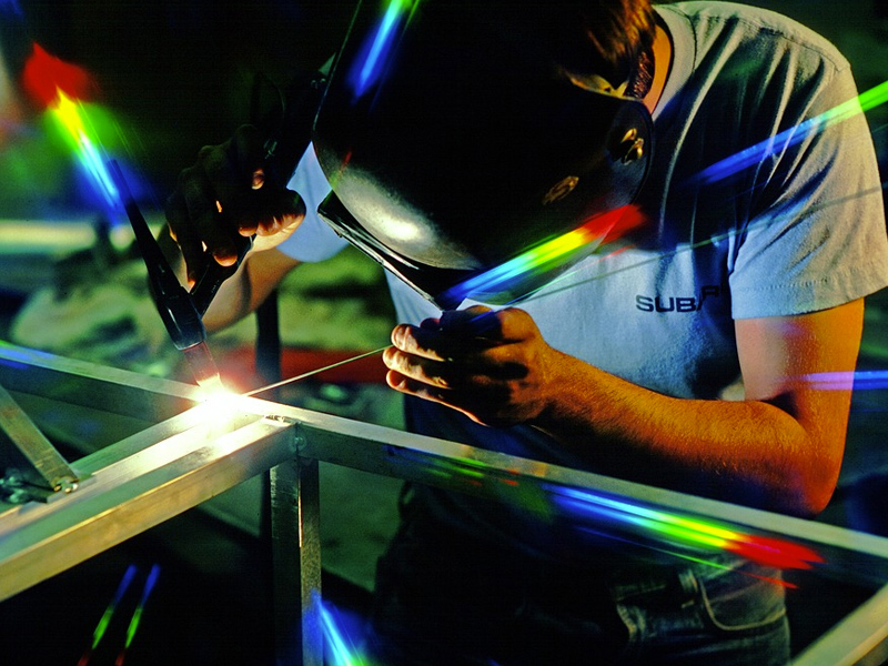 Un peón del metal en Navarra cobra más que un ingeniero del mismo sector en Cuenca - imagen 1