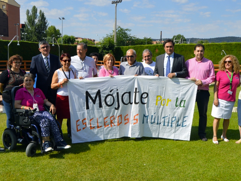 Cuenca se moja por la esclerosis múltiple - imagen 1