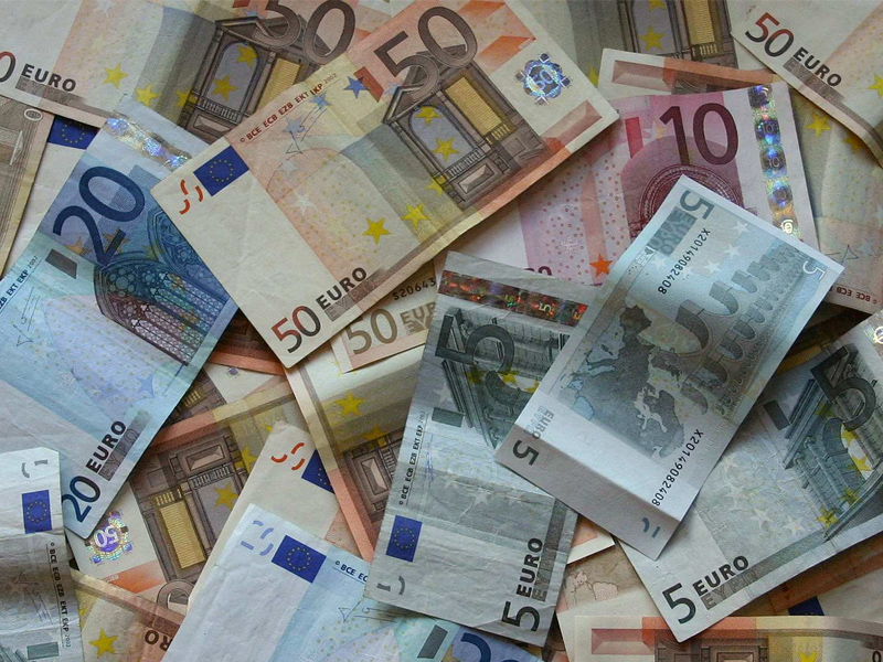 ¿Qué ocurrirá con los 250.000 euros que aparecieron tirados en la A-4? - imagen 1