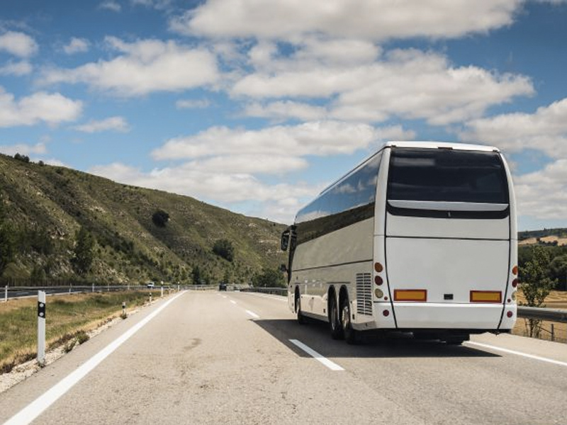 La Junta y el Ministerio siguen trabajando para licitar las líneas de autobús que atraviesan la provincia - imagen 1