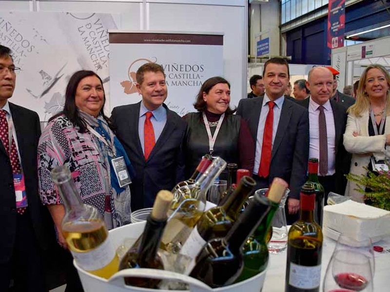 Los vinos castellano manchegos se presentan en la World Bulk Wine Exhibition - imagen 1
