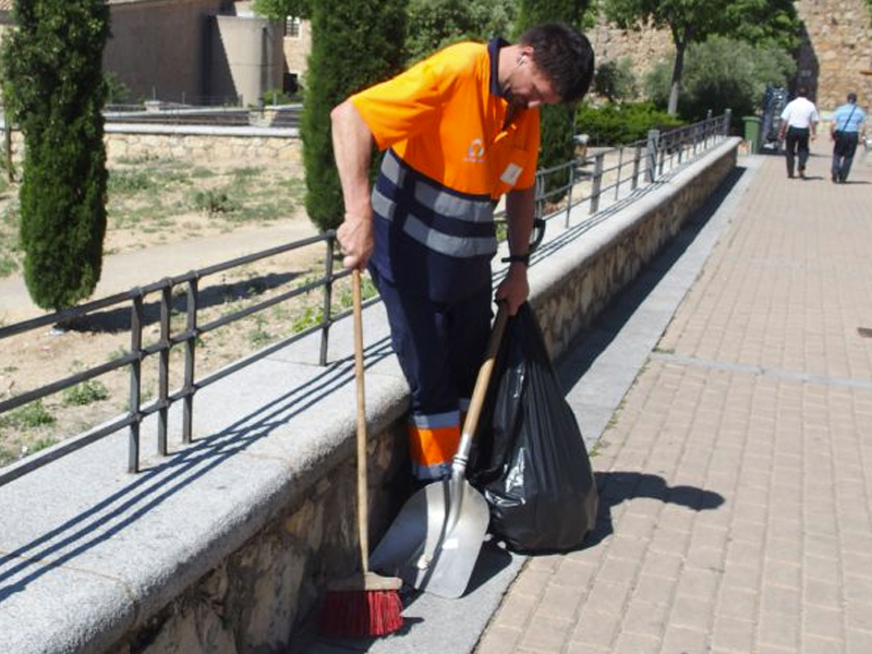 Una encuesta suspende la limpieza urbana de Cuenca y considera que ha empeorado en cinco años - imagen 1