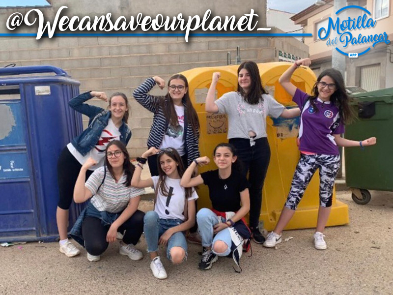 @WECANSAVEOURPLANET, una gran iniciativa de chicas de 1º de E.S.O en Motilla del Palancar - imagen 1