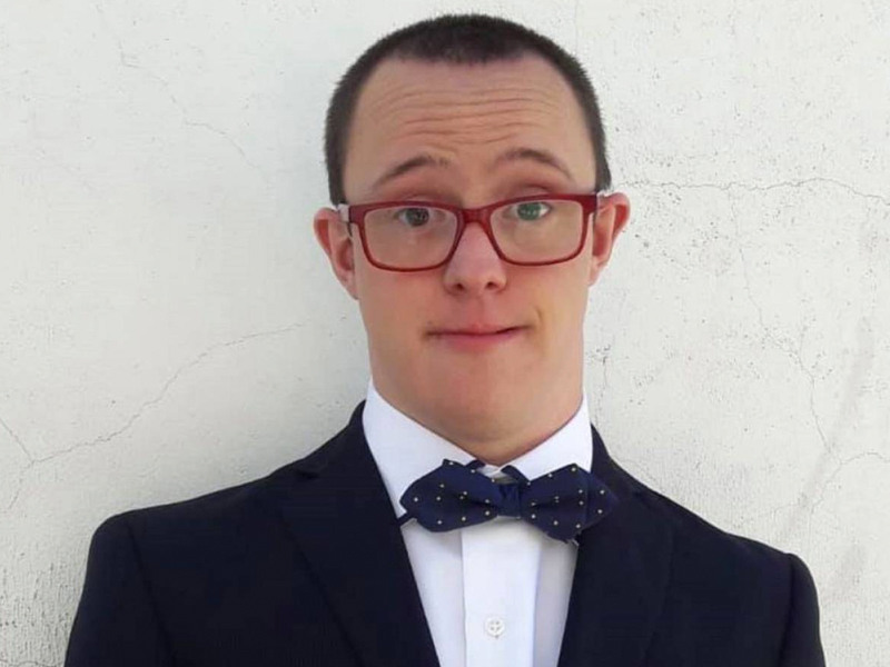 Carlos Martínez, un joven con síndrome de Down, pregonero de San Julián - imagen 1