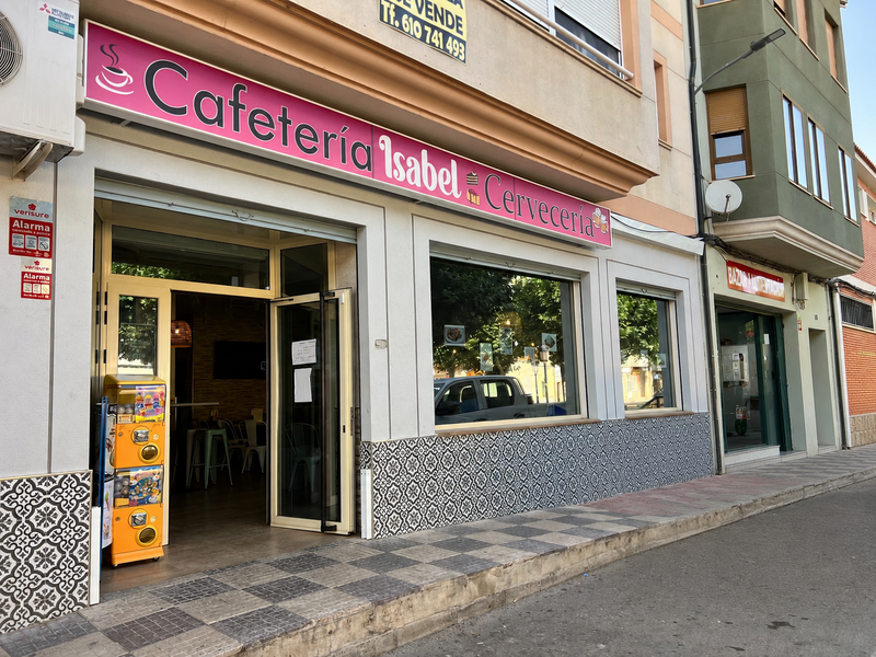 Cafetería Cervecería Isabel - imagen 1